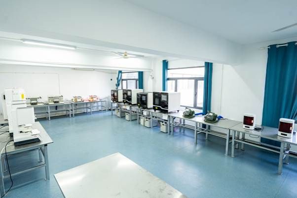 5b95996e0aadc80307f56b2f616cf90