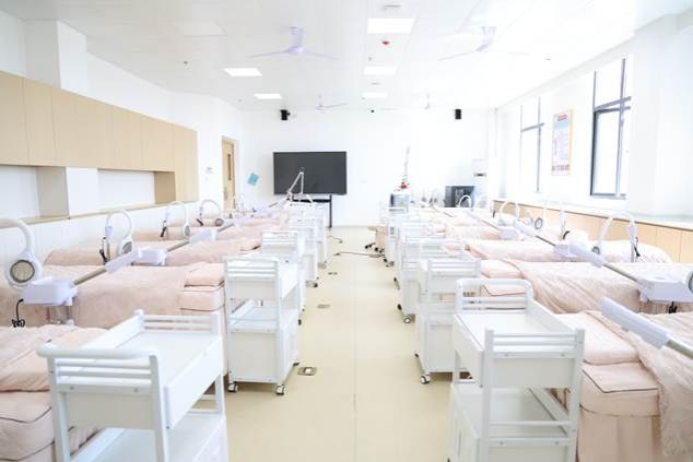 光电美容技术实训室